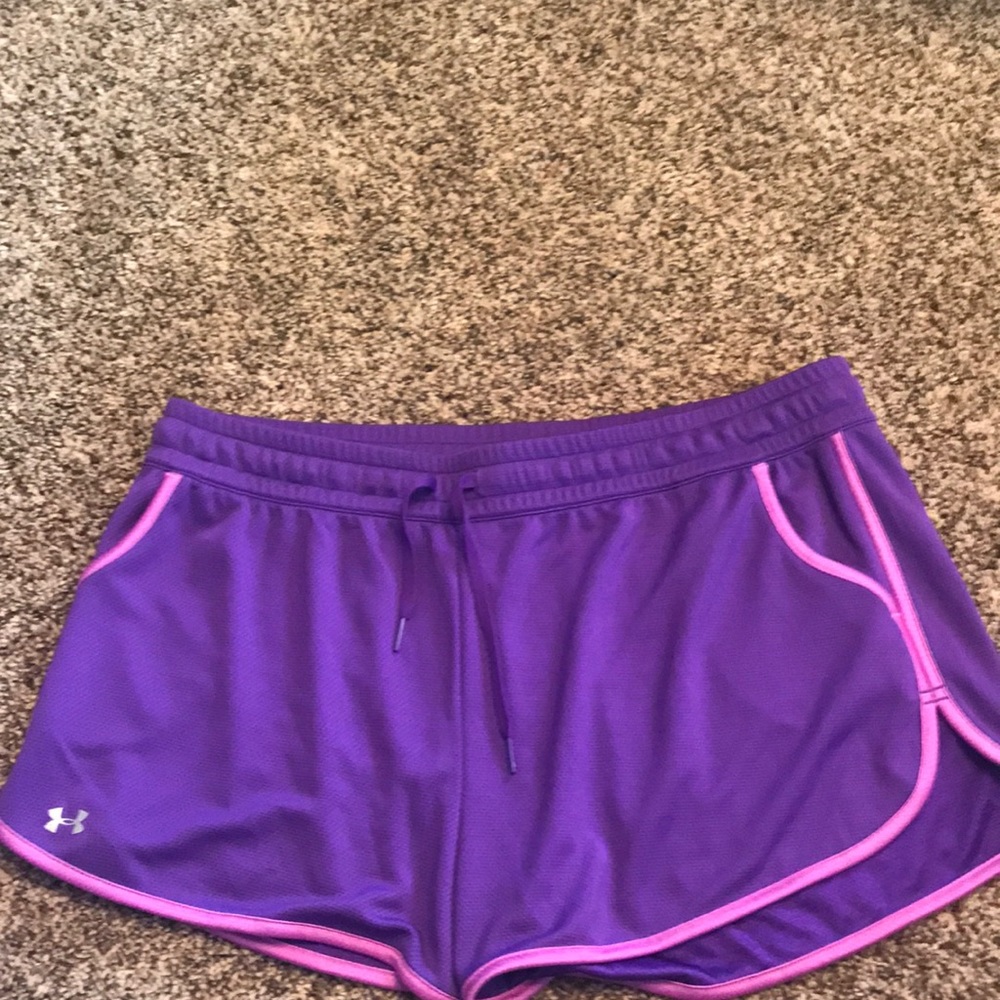 Athletic shorts
